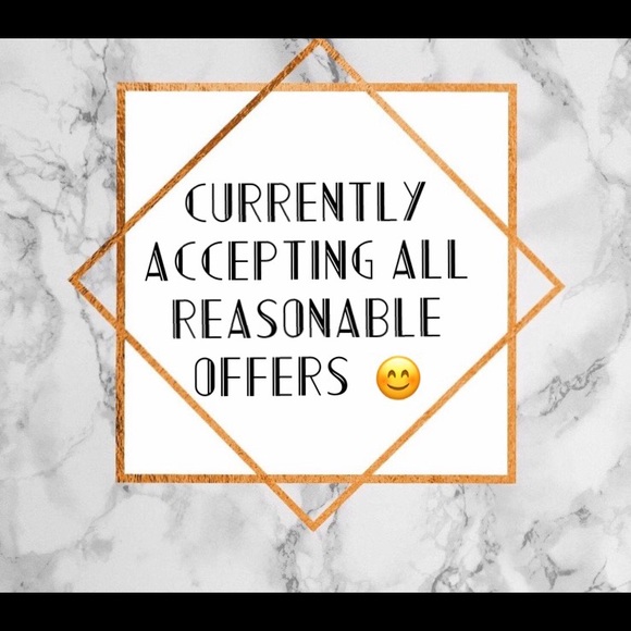 Meet your Posher, Katelyn - Picture 3 of 3